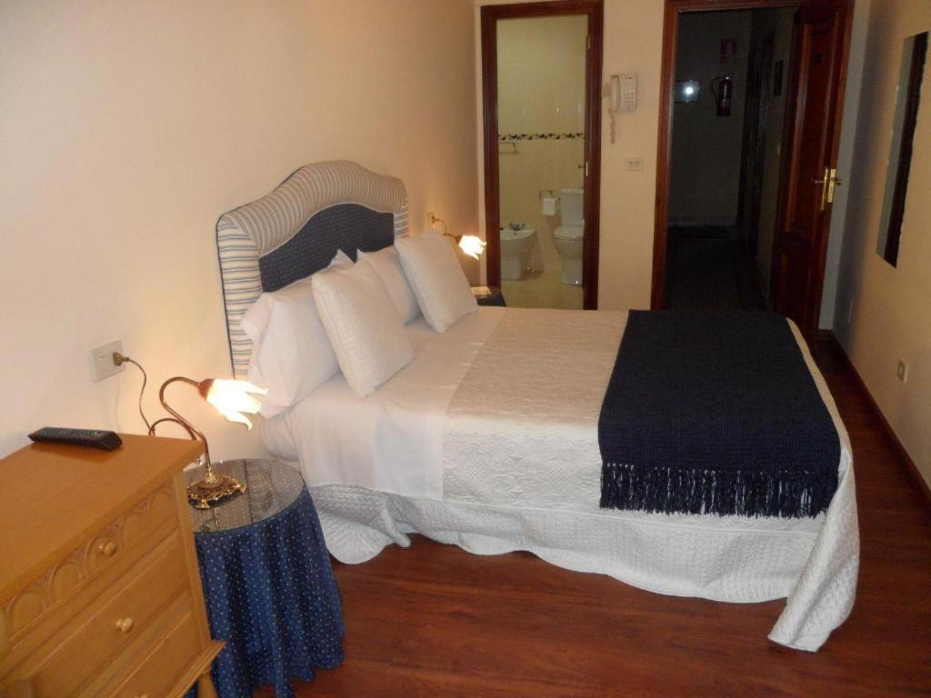 Hotel Avenida Baiona Sabaris المظهر الخارجي الصورة